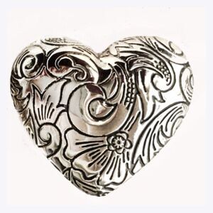 VICTORIAN DESIGN HEART EARRINGS CLIP BACK SILVER